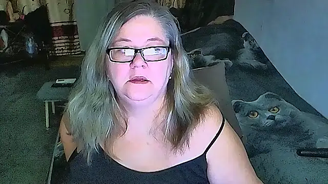 sex2 online show from February 11, 2026, 11:10 pm