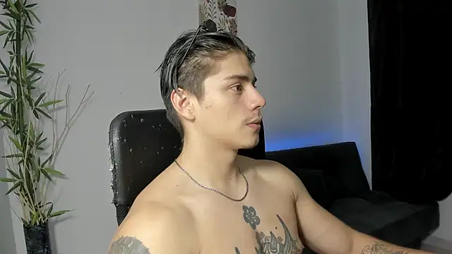 Giordano Russo online show from December 21, 2024, 6:09 am