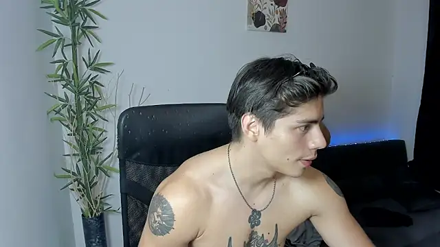 Giordano Russo online show from December 29, 2024, 1:24 am