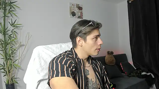 Giordano Russo online show from January 6, 2025, 1:53 am