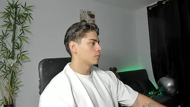 Giordano Russo online show from January 23, 2025, 1:56 pm