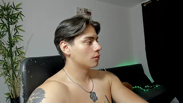 Giordano Russo online show from February 6, 2025, 2:44 am