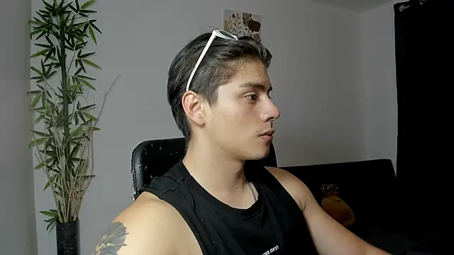 Giordano Russo online show from February 18, 2025, 11:08 pm