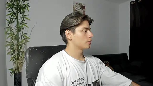 Giordano Russo online show from February 21, 2025, 5:46 am