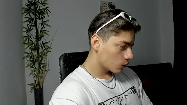 Giordano Russo online show from March 3, 2025, 3:09 pm