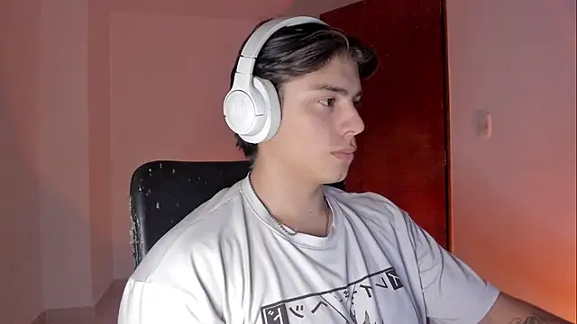 Giordano Russo online show from October 31, 2025, 4:46 am