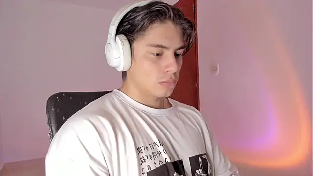 Giordano Russo online show from April 7, 2026, 3:56 pm