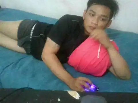 Snapshot of suddencums chatting on June 20, 2026, 12:25 am suddencums online show from June 20, 2026, 12:25 am