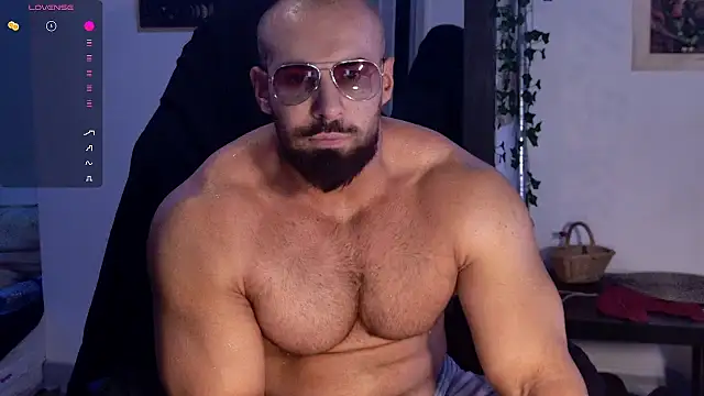 Snapshot of Musculus6 chatting on July 16, 2026, 6:47 pm Musculus6 online show from July 16, 2026, 6:47 pm