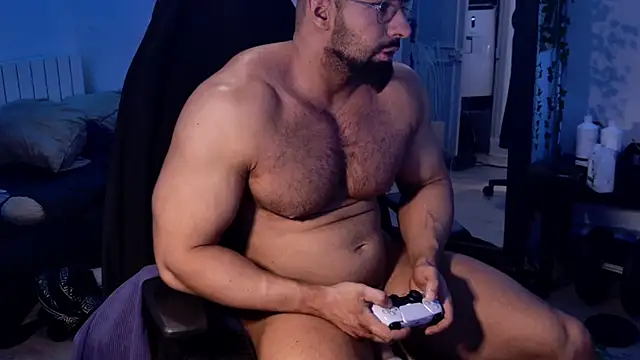Snapshot of Musculus6 chatting on July 26, 2026, 1:18 pm Musculus6 online show from July 26, 2026, 1:18 pm