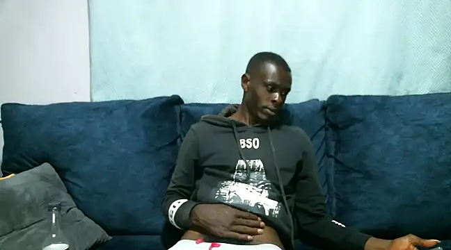 reezly online show from February 4, 2025, 1:56 am