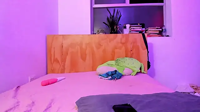  Lunnaa  online show from January 26, 2025, 1:52 am