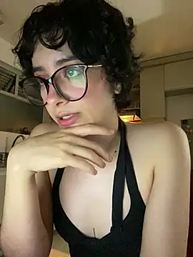  Lunnaa  online show from March 15, 2026, 12:16 am