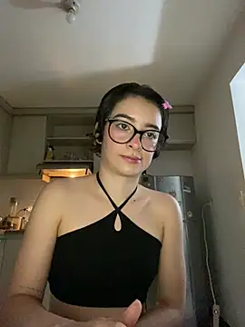  Lunnaa  online show from March 25, 2026, 1:11 am