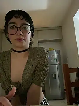  Lunnaa  online show from April 20, 2026, 12:46 am