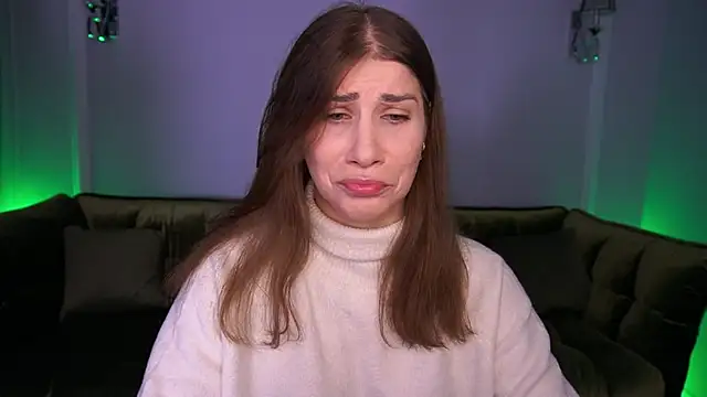 CassandraGood online show from November 28, 2025, 7:22 am