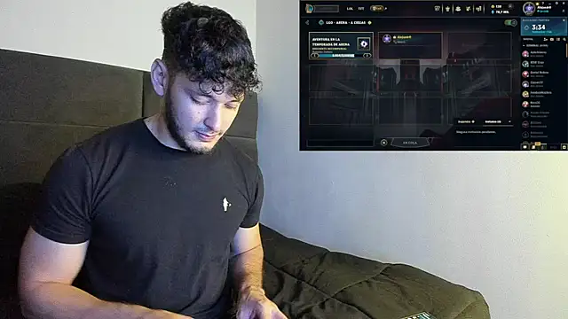 alejandro  2 online show from November 21, 2025, 6:28 pm