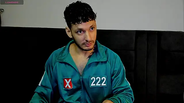 Snapshot of alejandro__2 chatting on May 6, 2026, 4:12 pm alejandro 2 online show from May 6, 2026, 4:12 pm