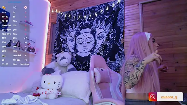 valenor  online show from March 9, 2025, 6:17 am