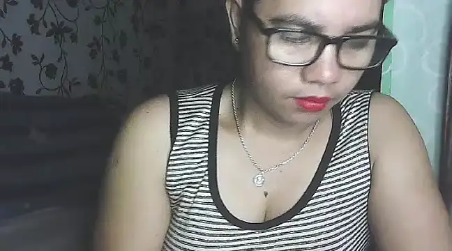 lovely samxxx24 online show from February 25, 2025, 7:03 pm