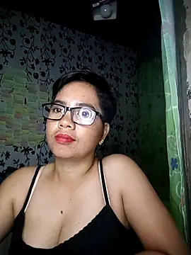 lovely samxxx24 online show from March 5, 2025, 11:49 pm