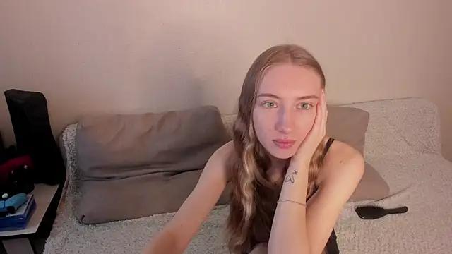 secret dreams   online show from February 10, 2025, 8:42 am