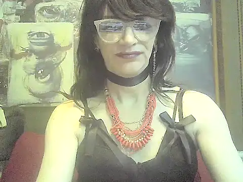Snapshot of TheBlackWtch chatting on July 4, 2026, 6:52 am TheBlackWtch online show from July 4, 2026, 6:52 am