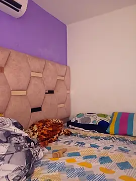 sweet lucia online show from March 12, 2026, 3:40 pm