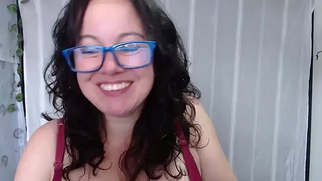 Snapshot of Sonialorens_ chatting on January 21, 2025, 6:12 pm Sonialorens  online show from January 21, 2025, 6:12 pm