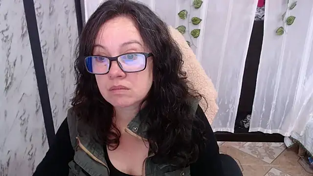 Snapshot of Sonialorens_ chatting on March 5, 2025, 3:51 pm Sonialorens  online show from March 5, 2025, 3:51 pm