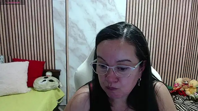 Snapshot of Sonialorens_ chatting on July 24, 2026, 10:08 pm Sonialorens online show from July 24, 2026, 10:08 pm