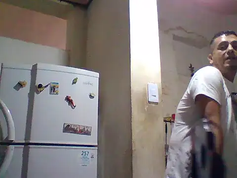 starplss online show from April 16, 2026, 11:07 pm