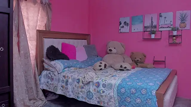 Emma lean online show from February 24, 2025, 1:31 pm