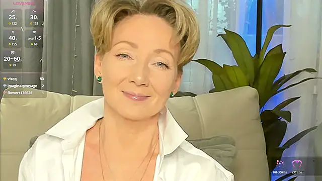 AkexandraFix online show from February 17, 2026, 2:02 pm