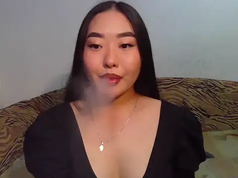 Snapshot of Aleksa_Blackdream chatting on September 25, 2025, 7:34 am Aleksa Blackdream online show from September 25, 2025, 7:34 am