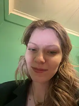 MaryHiggins online show from March 8, 2025, 10:32 am