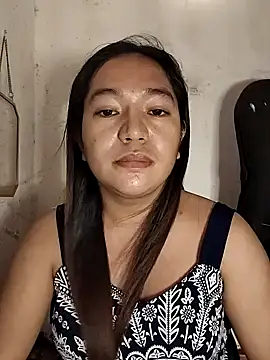 trans4cock12345 online show from October 28, 2025, 3:43 am