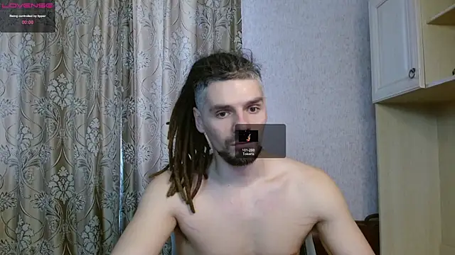 Aestheticguy101 online show from March 8, 2025, 11:05 am