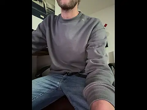 Hhimmlet online show from January 17, 2026, 9:03 am