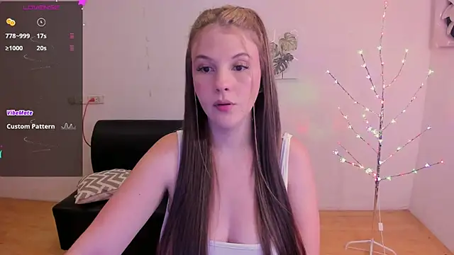 MillySandlerr online show from December 19, 2024, 11:03 pm