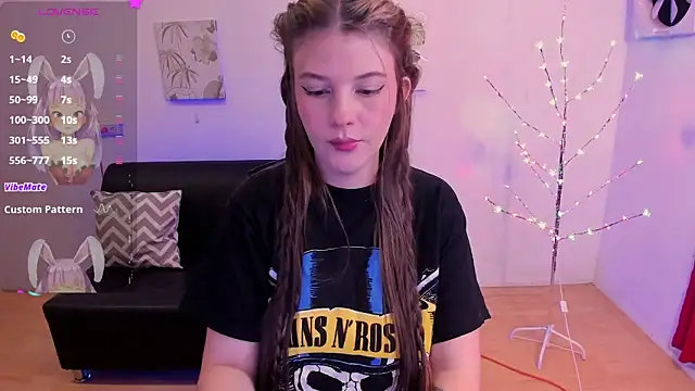 MillySandlerr online show from January 28, 2025, 12:54 pm