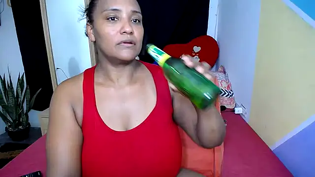 Snapshot of marysol83 chatting on March 2, 2025, 6:51 pm marysol83 online show from March 2, 2025, 6:51 pm