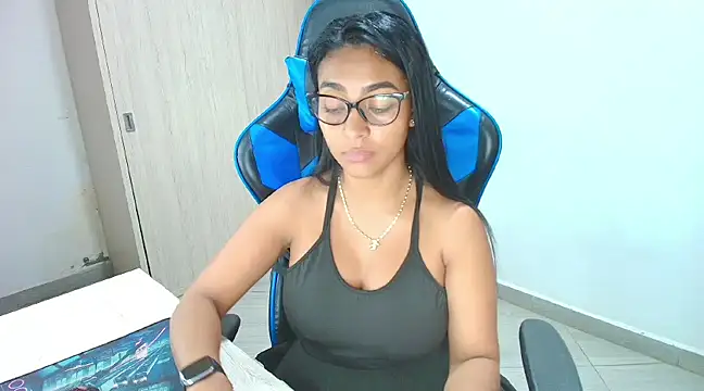 sophiax-x online show from January 31, 2025, 7:18 pm