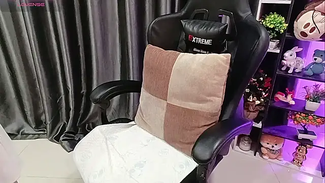 Yuki-yio online show from April 5, 2026, 12:52 am