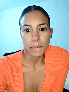 Snapshot of Angelinalombardi_ chatting on September 19, 2025, 12:45 am Angelinalombardi  online show from September 19, 2025, 12:45 am