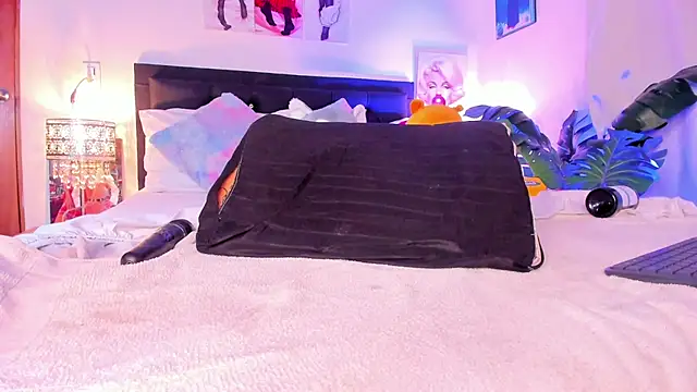 annita lopez online show from February 24, 2025, 6:16 am