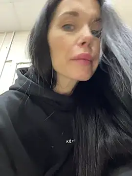 May XX online show from January 3, 2025, 10:41 am