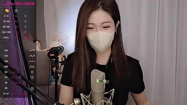 tw lala online show from March 13, 2025, 4:12 pm