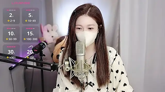 tw lala online show from October 10, 2025, 4:50 pm