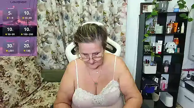 Selenna57 online show from December 9, 2024, 7:07 pm